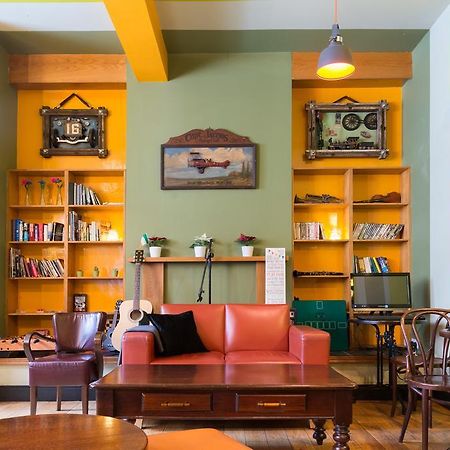 Sky Backpackers Hostel Дъблин Екстериор снимка
