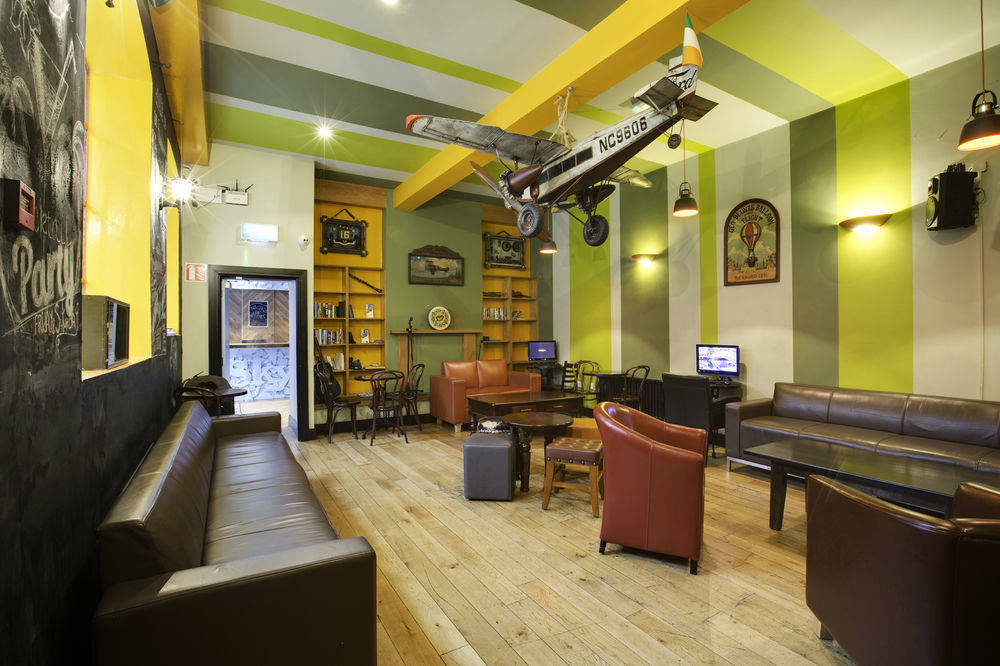 Sky Backpackers Hostel Дъблин Екстериор снимка