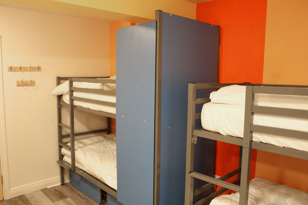 Sky Backpackers Hostel Дъблин Екстериор снимка