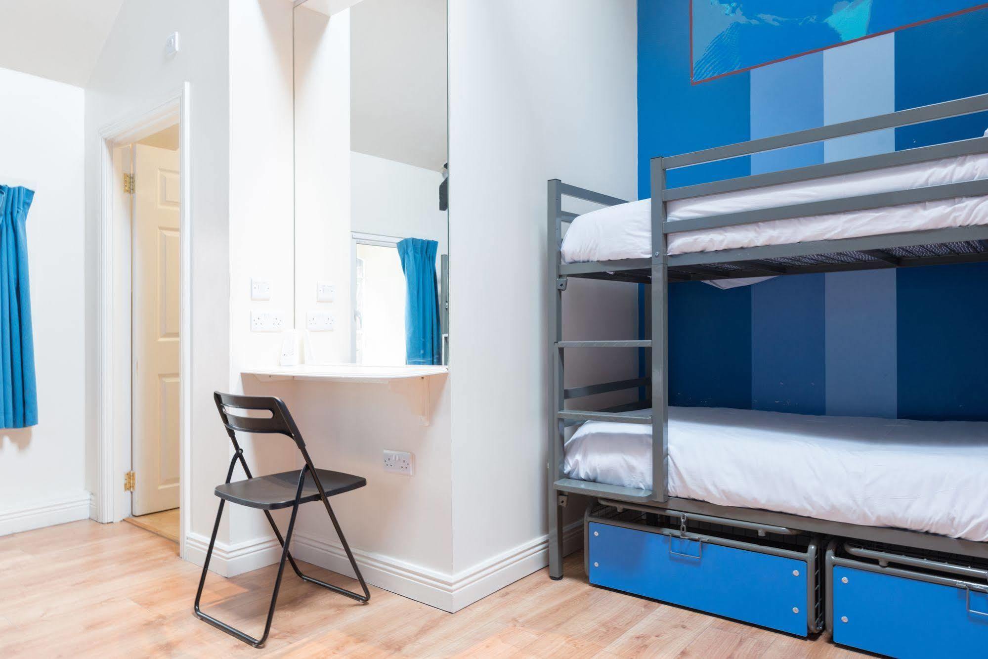 Sky Backpackers Hostel Дъблин Екстериор снимка