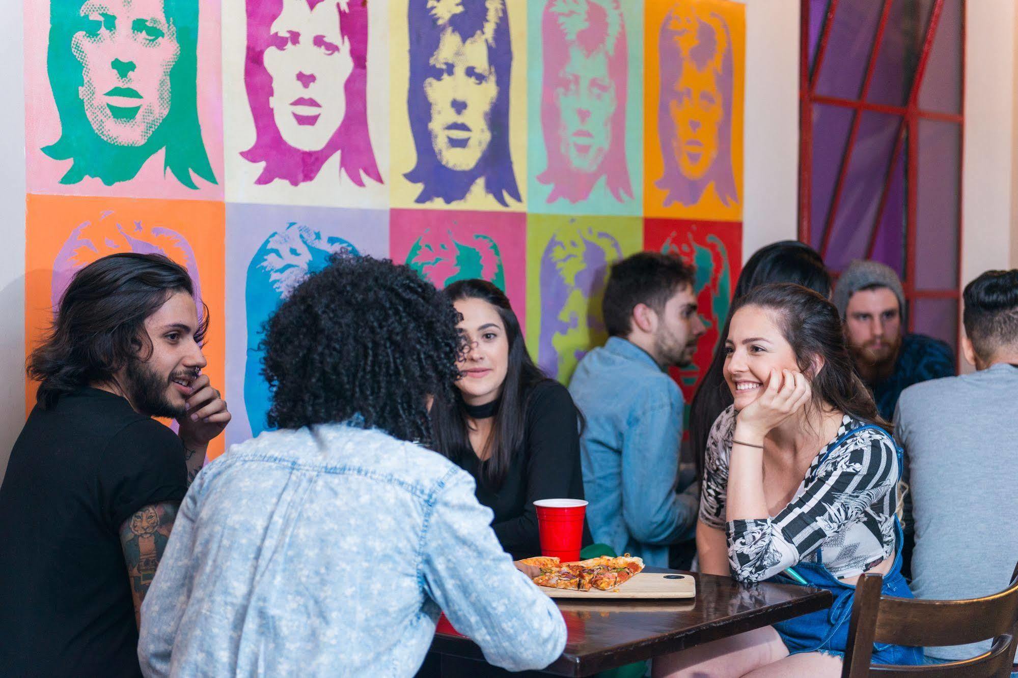 Sky Backpackers Hostel Дъблин Екстериор снимка